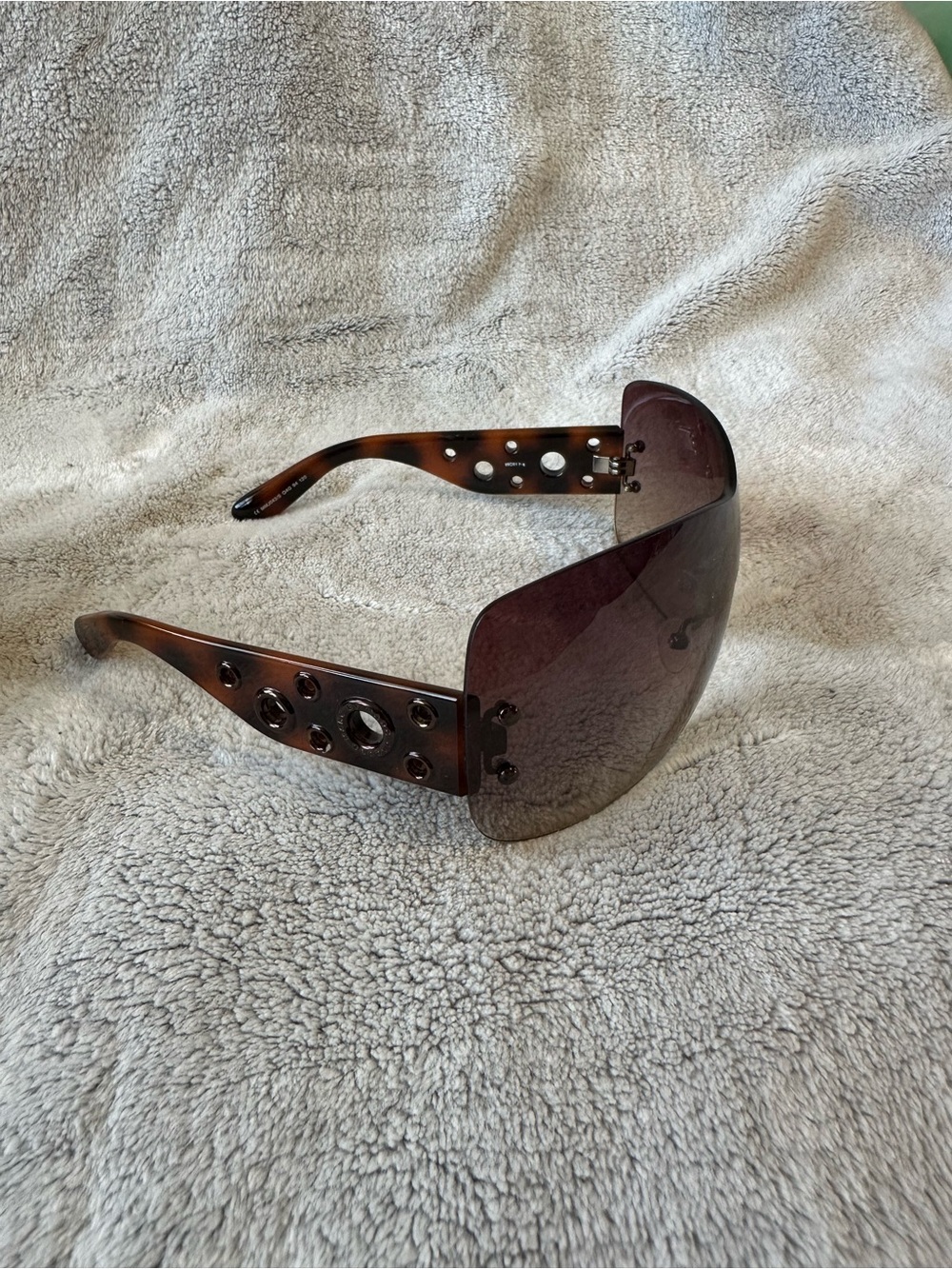 Marc by Marc Jacobs Women’s Brown Shield Sunglasses - Picture 5 of 10
